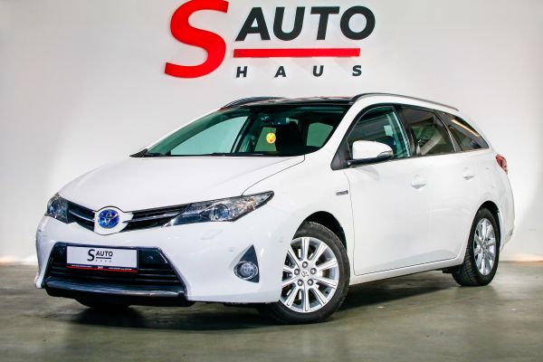 car Toyota Auris id11070 main photo