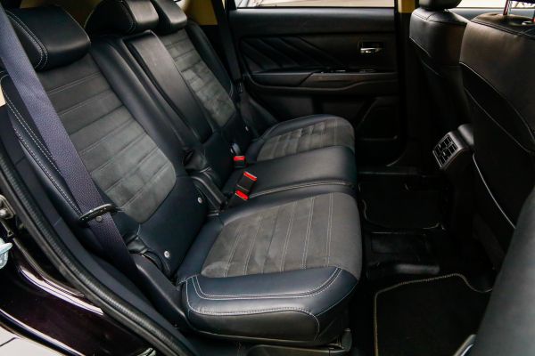 car Mitsubishi Outlander id11174 photo #9
