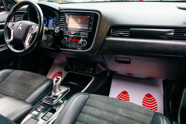 car Mitsubishi Outlander id11174 photo #5