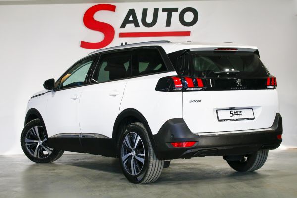 car Peugeot 5008 id11501 photo #4