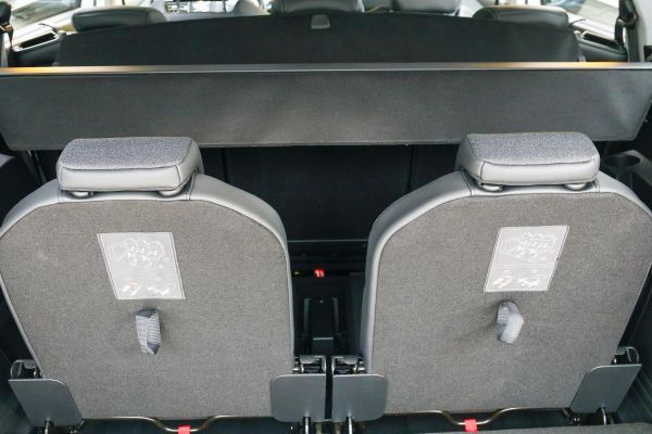 car Peugeot 5008 id11501 photo #11